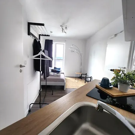 Business Apartment mit WIFI, Kostenlos Parken&TV, Neben Uniklinik EL-Living *