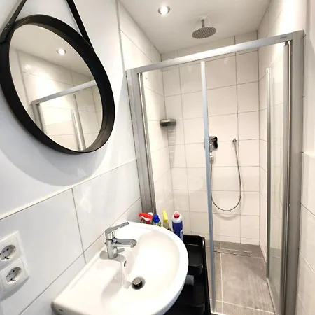 Business Apartment Mit Wifi, Kostenlos Parken & Tv, Neben Uniklinik El-Living Apartment Augsburg